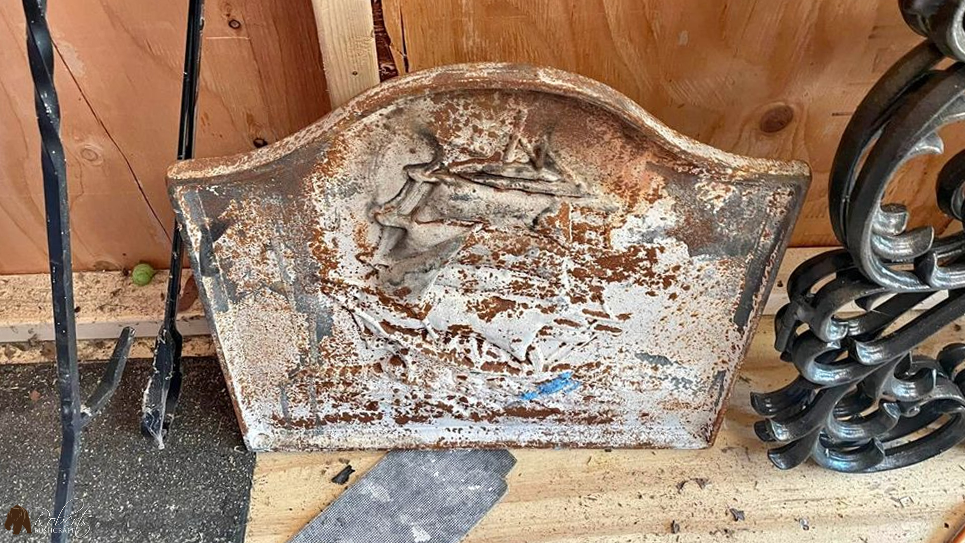 What is a cast iron fireback? Watch me restore and use! Roberts Bushcraft